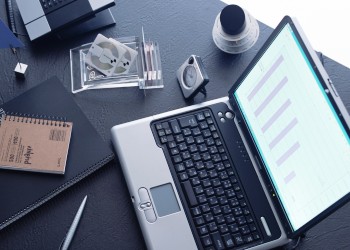 для ремонта ноутбука нужно достаточно времени