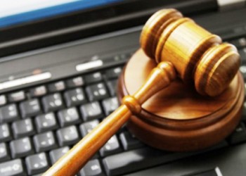 приговорен к ремонту ноутбук