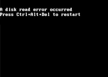 Возникла ошибка a disk read error occurred